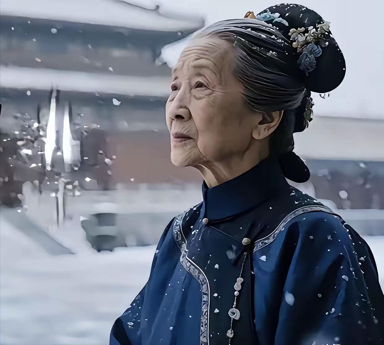 97岁定妃的处世智慧：一次偶然被临幸就历经三朝安稳离世，她是怎么在后宫这个“没有