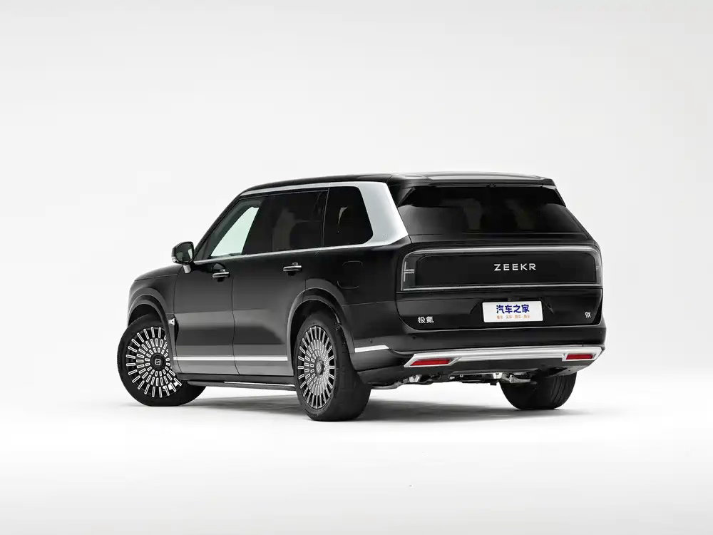 极氪9X2026年8月正式发布，旗舰级豪华混动SUV，提供大五座、六