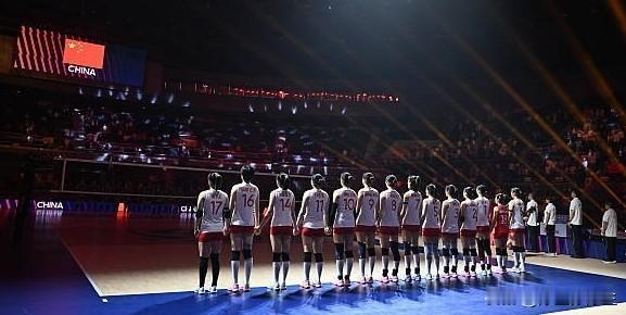 从巴黎奥运会到洛杉矶奥运会，以“打包队”为班底的中国女排都没有在第一时间拿到奥运