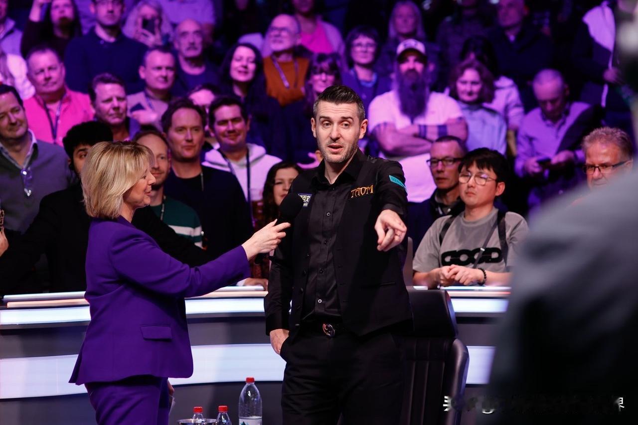 塞尔比夺得英锦赛冠军后谈到超越希金斯：现在的环境之下想赢任何比赛都很艰难，三大赛