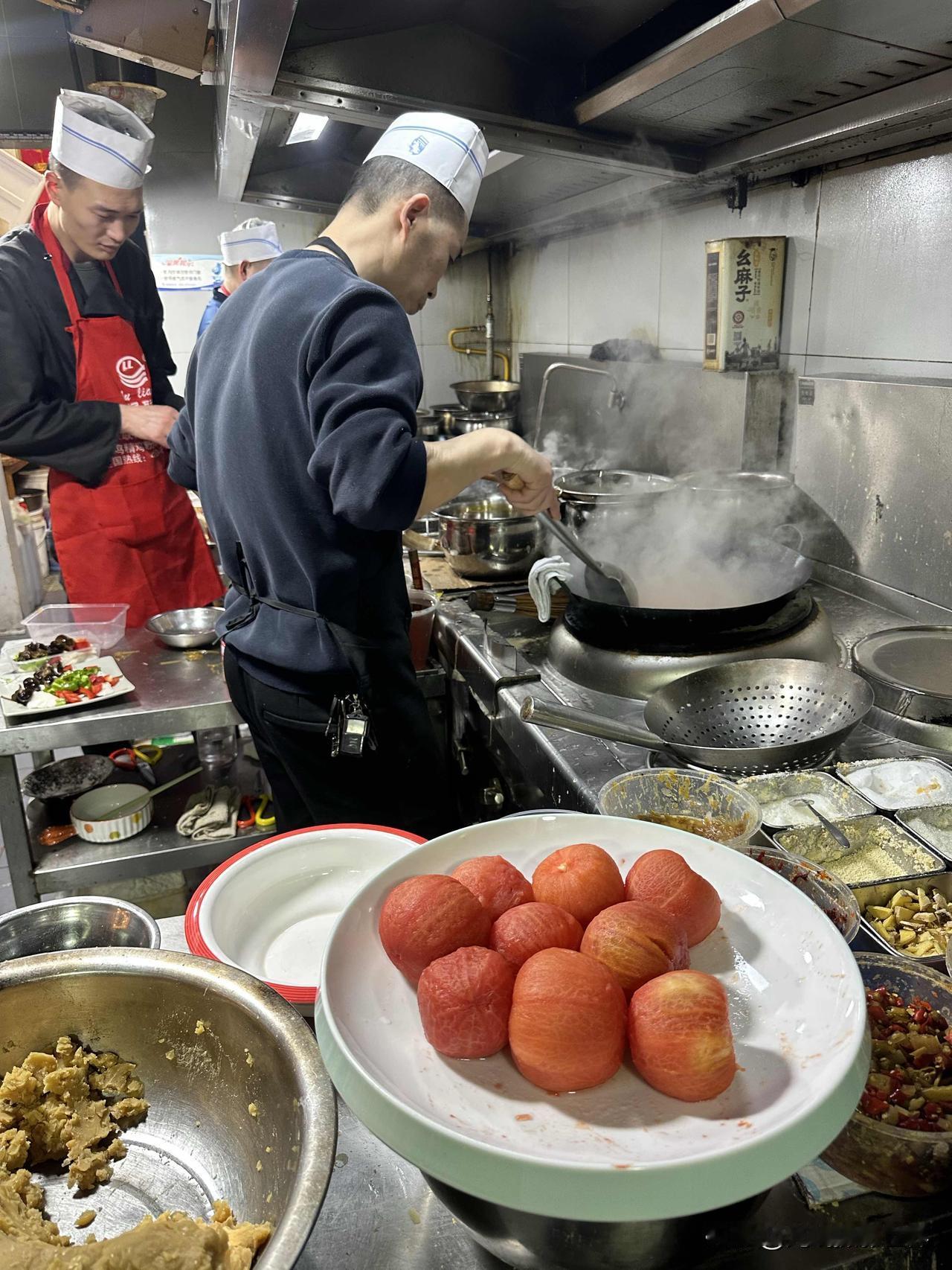 大开眼界！又吃到一个从没吃过的新菜！简阳豌豆汤，如此做法，如此这般舒服的美味，我