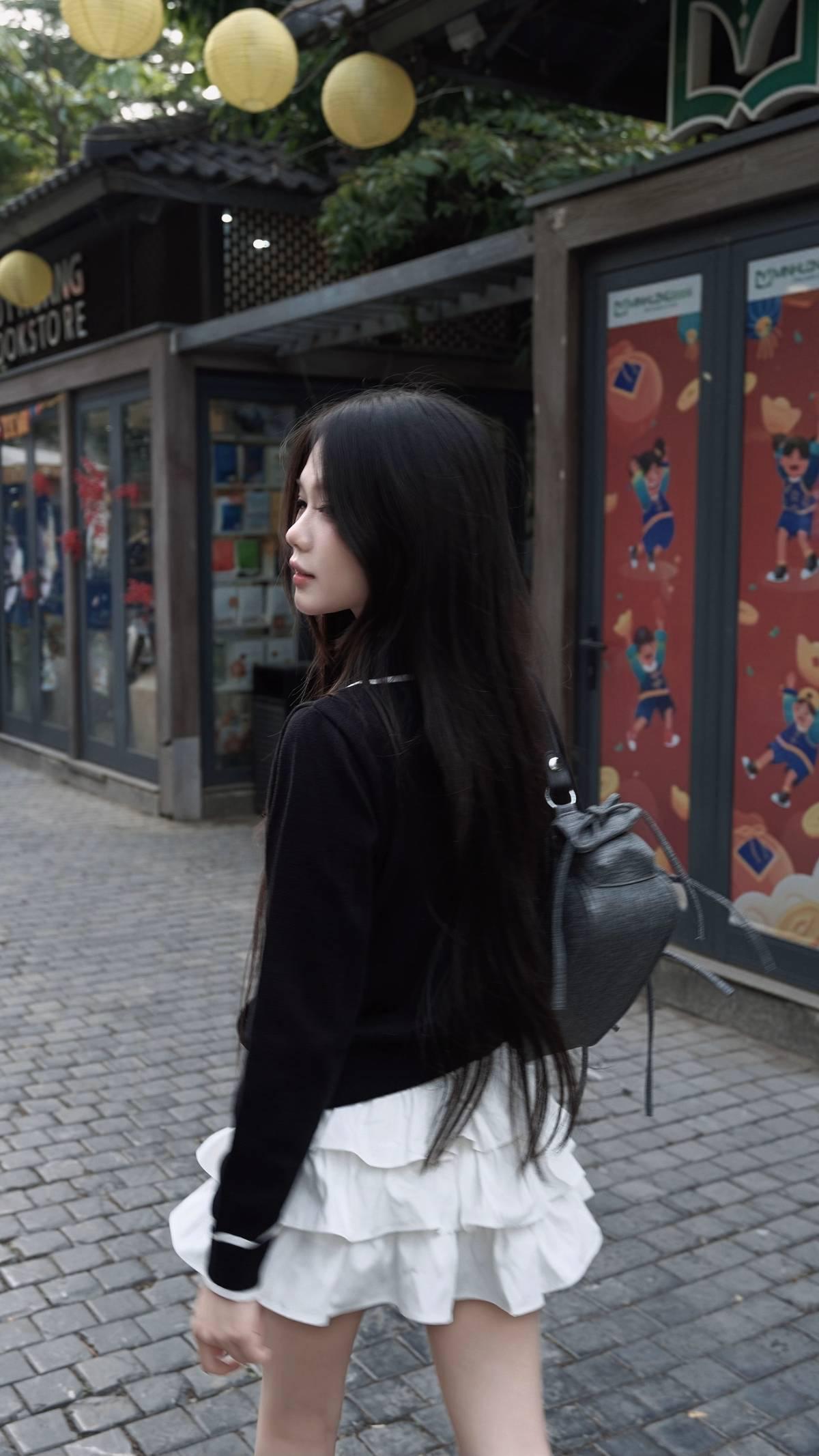 如何搭配一套优雅的职业装?