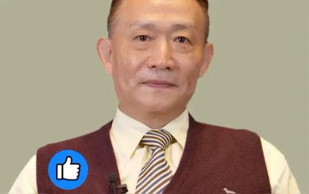 卢麒元老师有一个非常重要的观点：如果一个国家的核心决策者的家属、资产都在国外，这