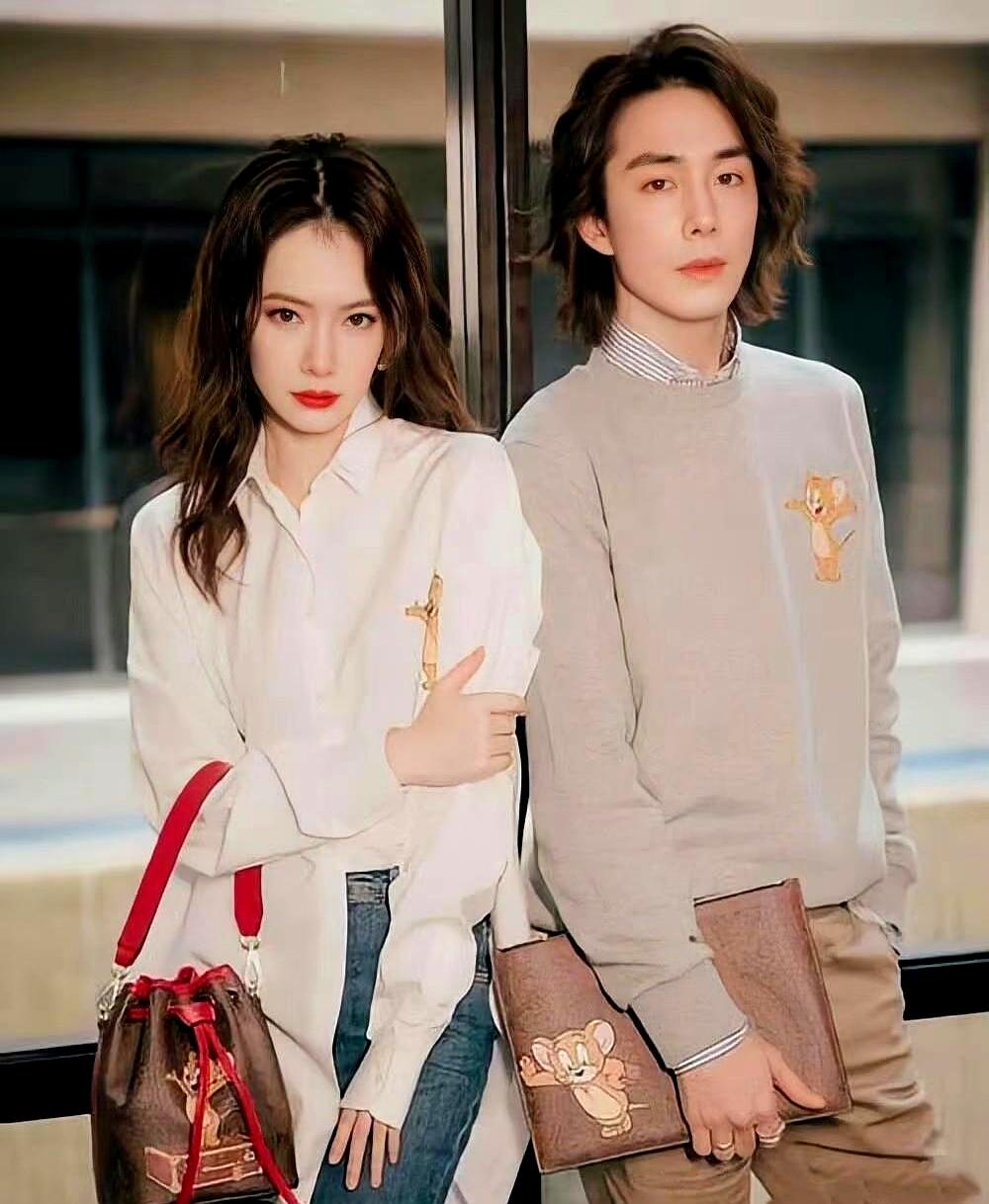 戚薇说：李承铉前任太多了，我跟李承铉在谈恋爱中她让李承铉把前任的事儿全盘