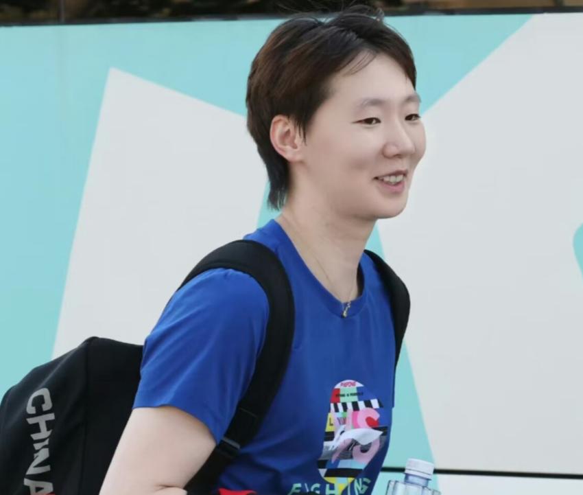 王曼昱入选鲁能名人堂现役第一人！乒乓球奥运冠军王曼昱正式入选山东鲁能俱乐