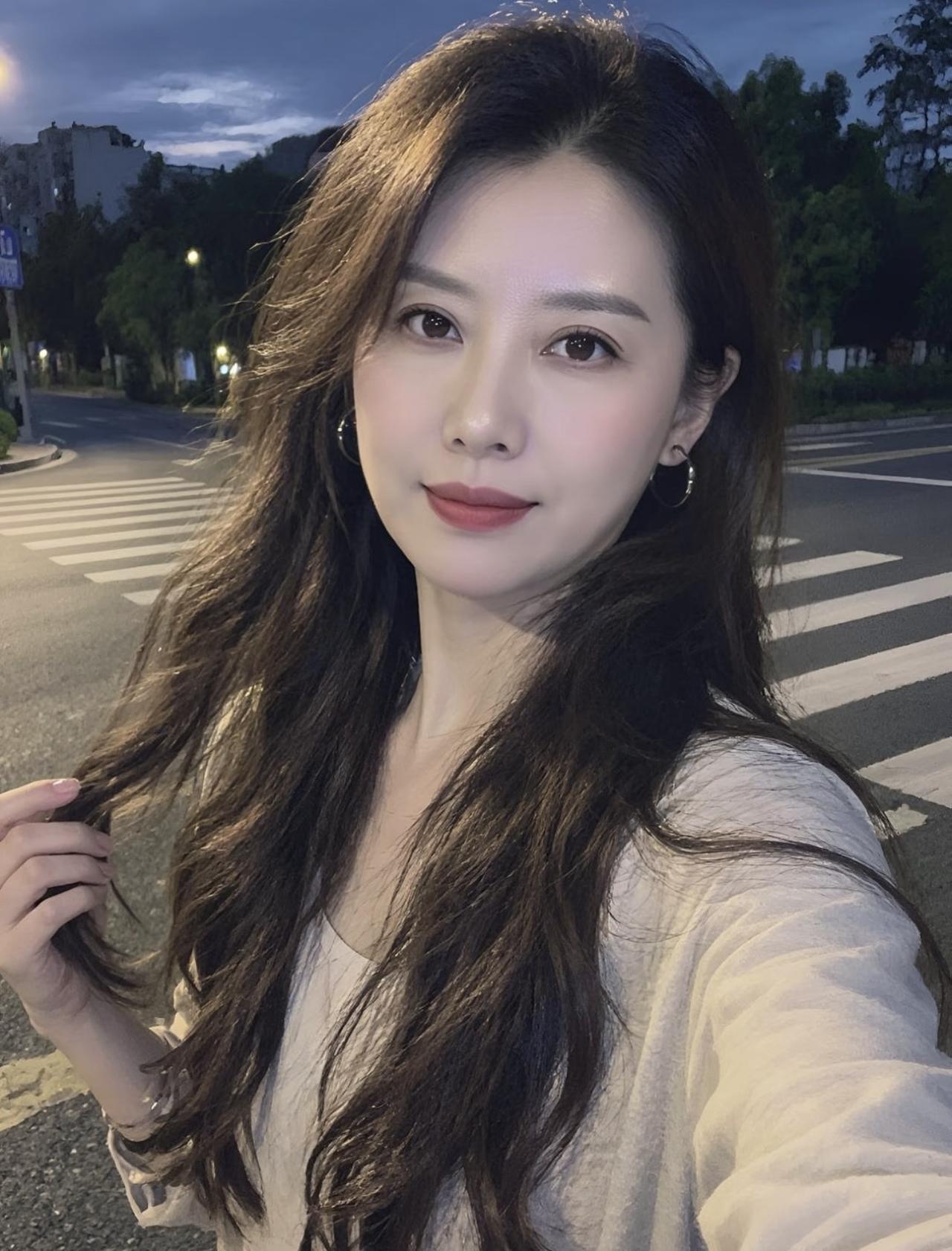 离了婚你就会明白​婚姻出现问题很多人都会选择离婚其实离过婚的人才知道原配