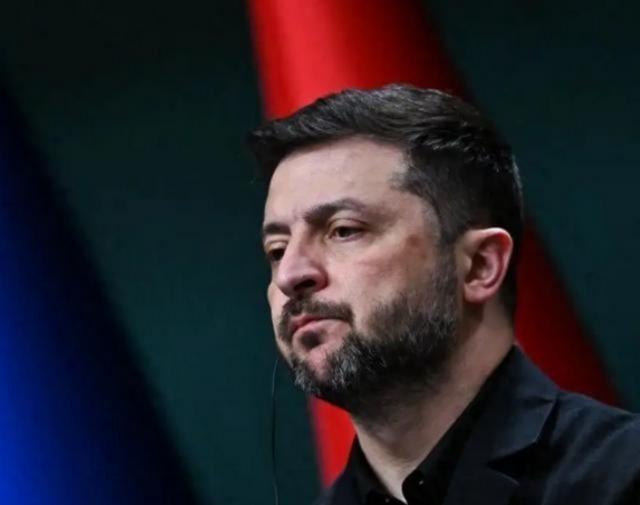 乌克兰，终于醒了？原以为俄罗斯背后最铁的盟友，是伊朗和朝鲜，结果绕了一圈才发现：