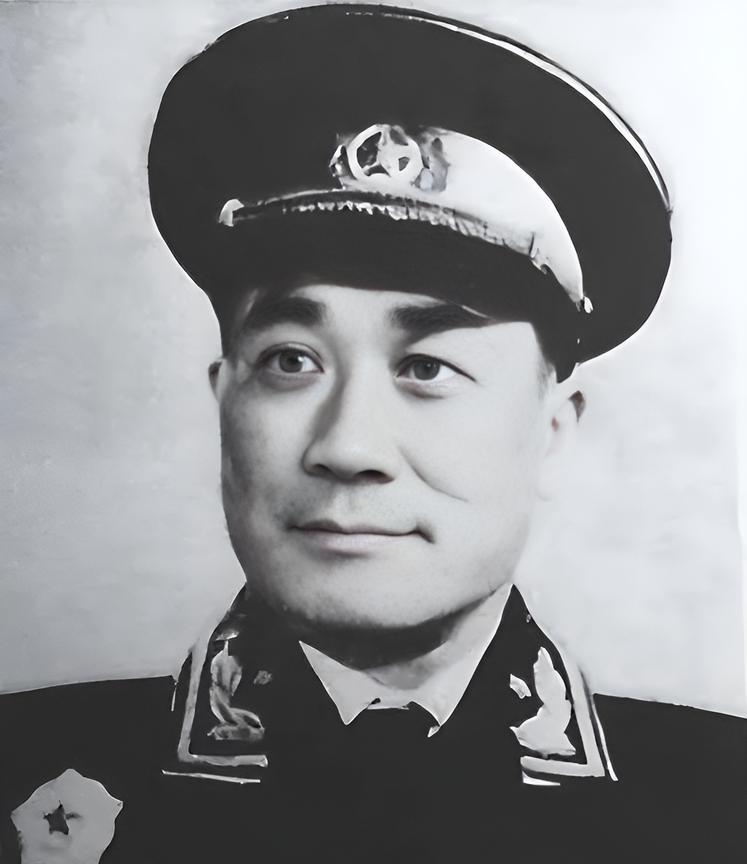 “再也见不到他了！”1972年，周总理强忍身体不适，冒雨来到了北京机场，只为了迎