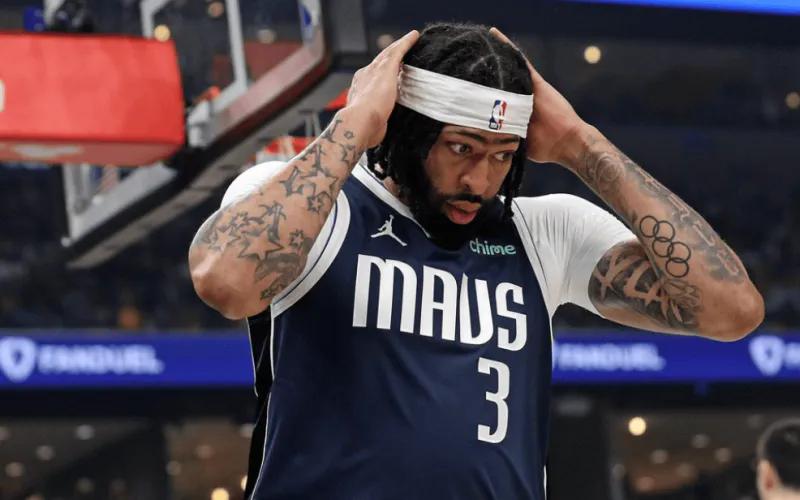 你敢信？有一天，浓眉这种大咖，也会成为负资产，甩卖不掉？美记：多支球队对浓眉