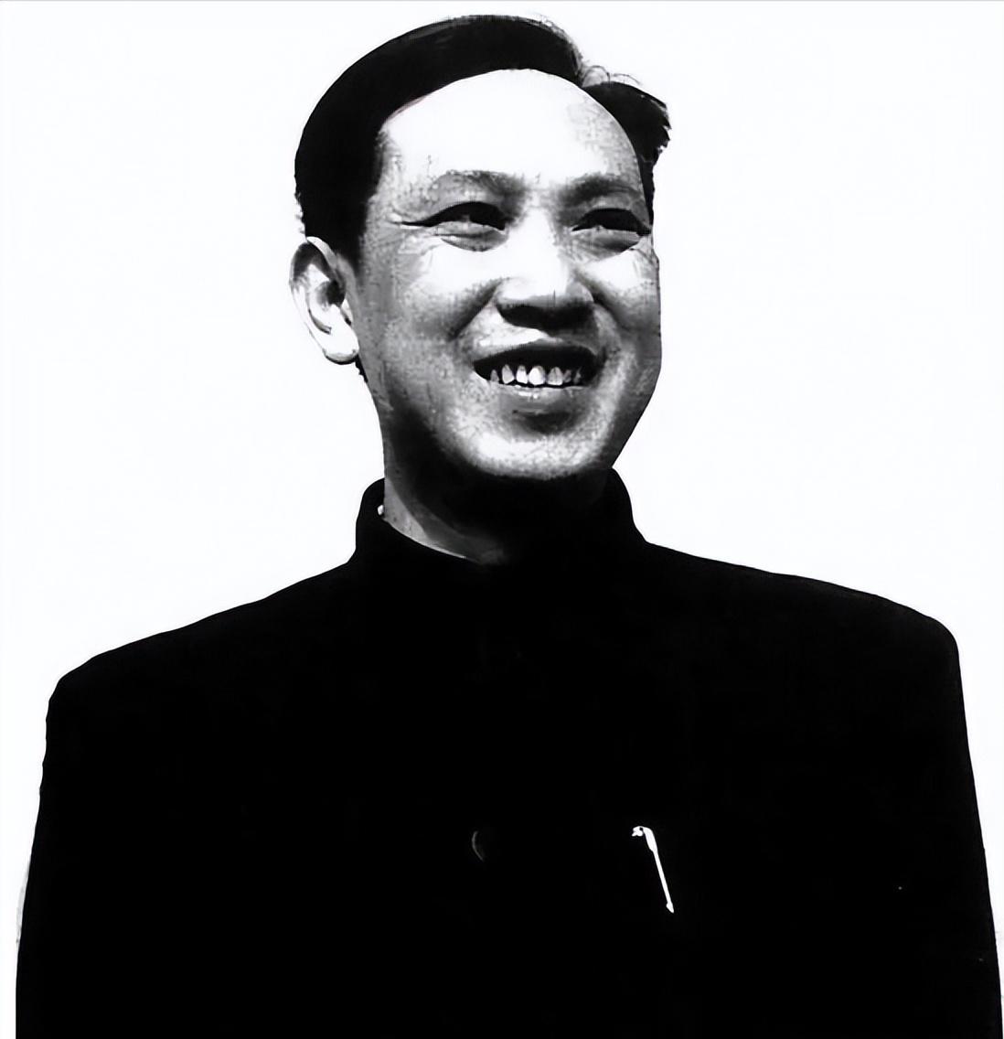 1966年5月23日，一个44岁的男人在中南海结束了自己的生命，这个人叫田家英，