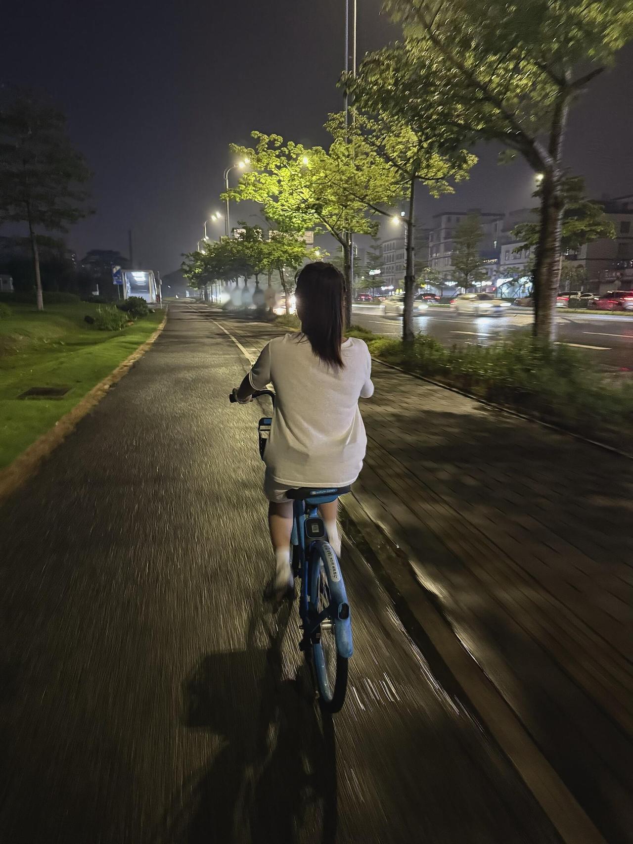 只要女人的性关系稍微复杂那么任何一个有智商有能力的男人都不会把你当成可以共