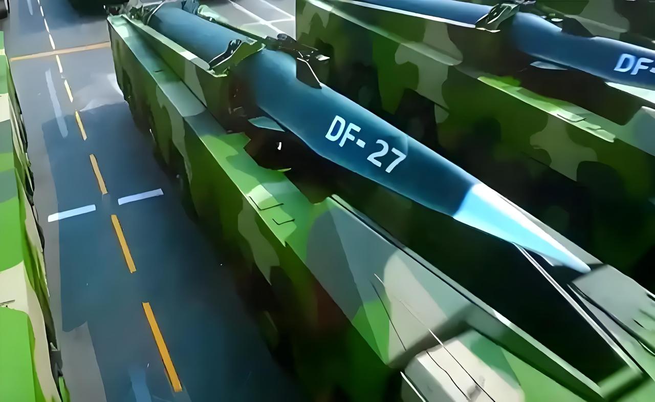 美媒：中国成功试射世界上飞行速度第二快的高超音速导弹DF-27。据美媒12月2