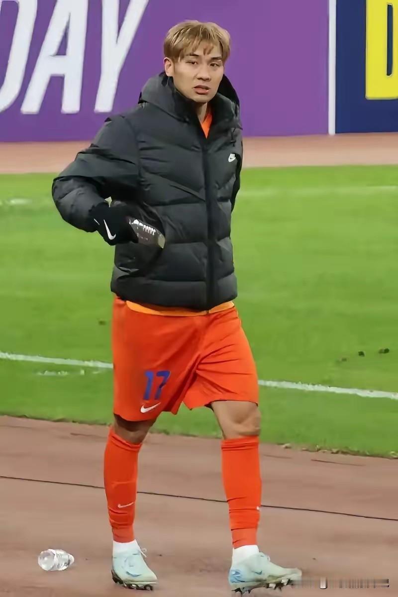 热身赛泰山1-2不敌西海岸，吴兴涵出战！泰山跟西海岸进行了一场热身赛，最终1-