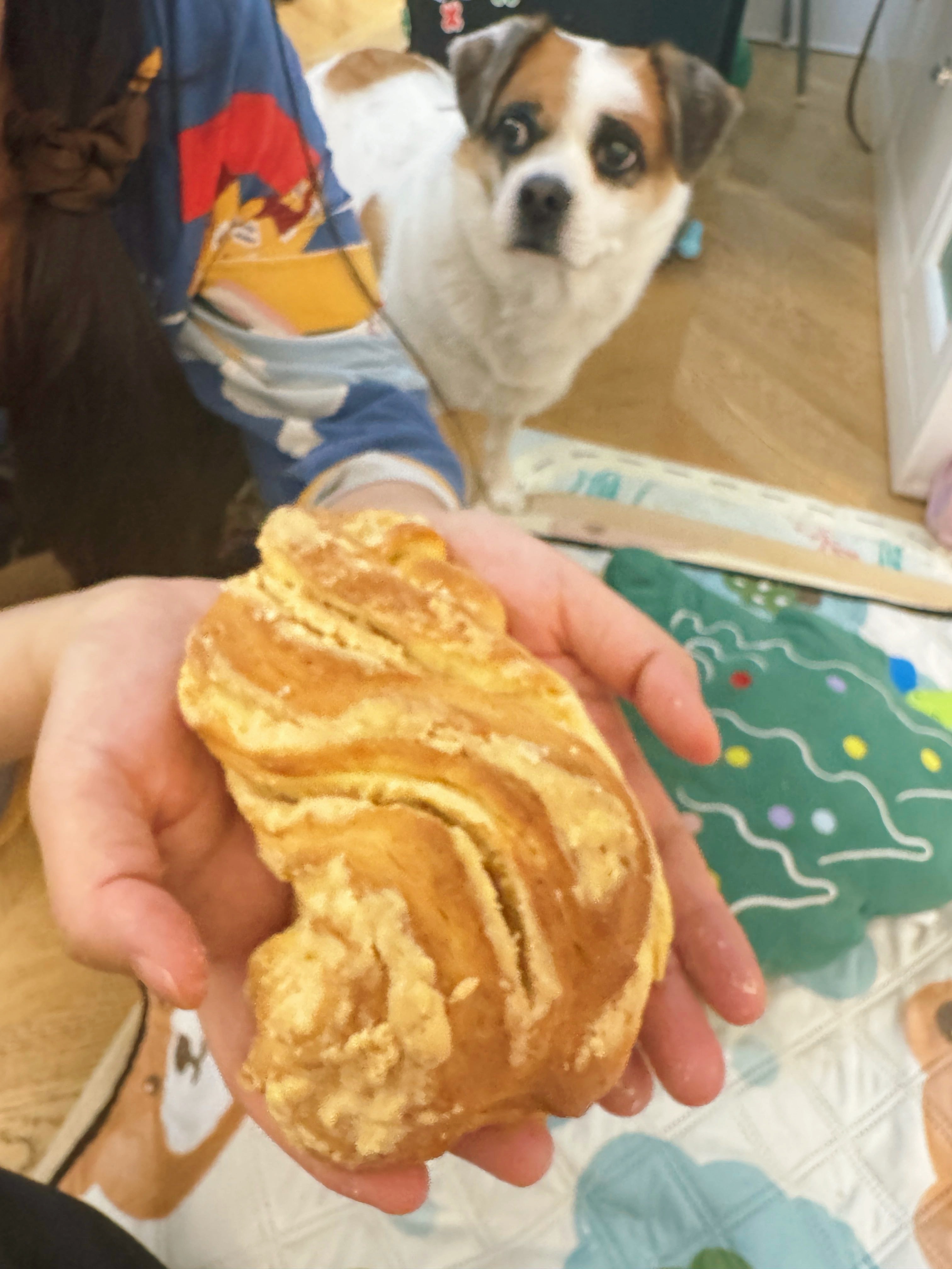 老婆根据我的描述，还原了我童年最爱吃的老青岛花生面包！