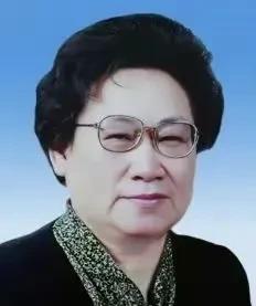 屠呦呦值了，真是科学工作者学习的榜样，真是女中豪杰。在世界科学界获此荣誉的人不多