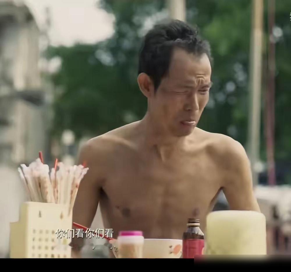 1400万成本，票房冲18亿。一个85后潮汕导演，用一群素人，拍了一部方言电影