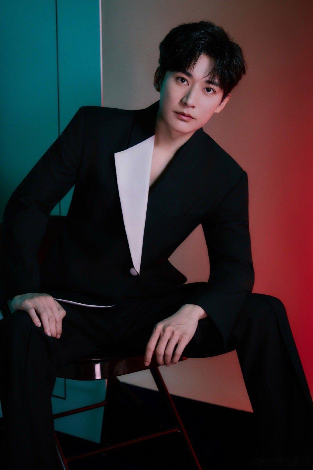 文荣奖刘学义造型🈶️我一整个尖叫！太帅了有木有​​​