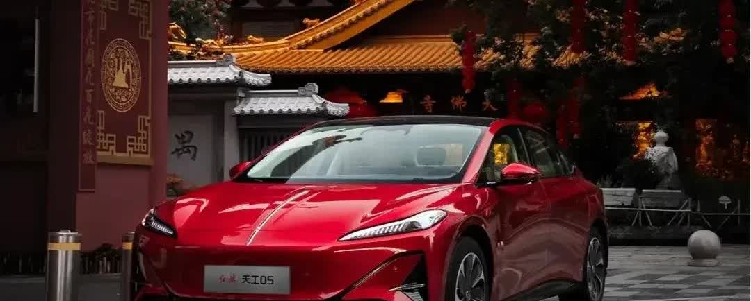 一觉醒来，发现这就是赤裸裸的现实！油车30万——使用10年，油费10万，卖5