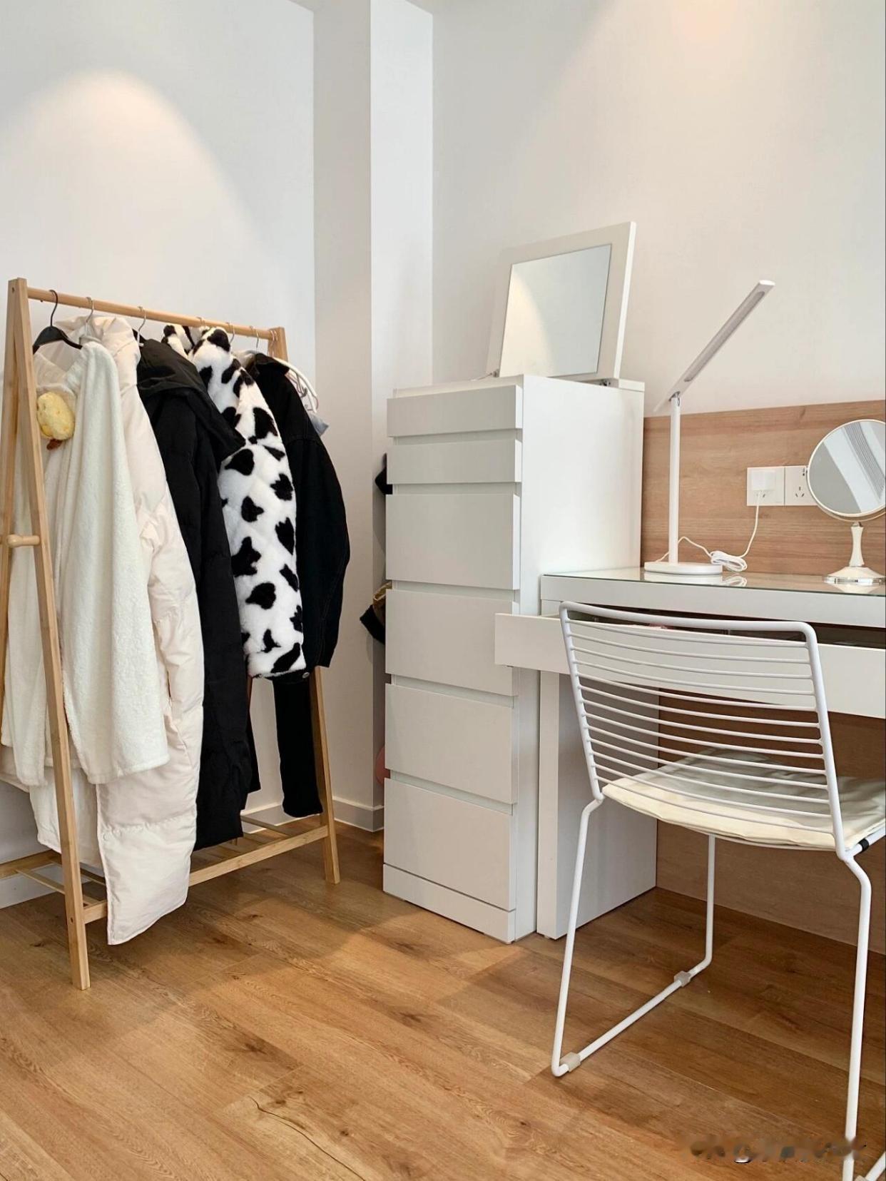 🔥双卫生间彻底失宠了？过来人说出4个扎心真相以前买房都抢双卫，觉得“方便、有