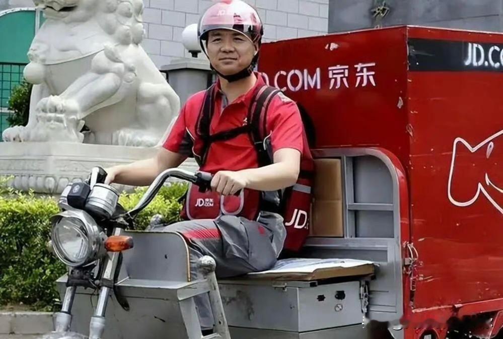 刘强东啊刘强东，我是真的要说说你了。香港大埔那场五级火灾发生后，别的企业