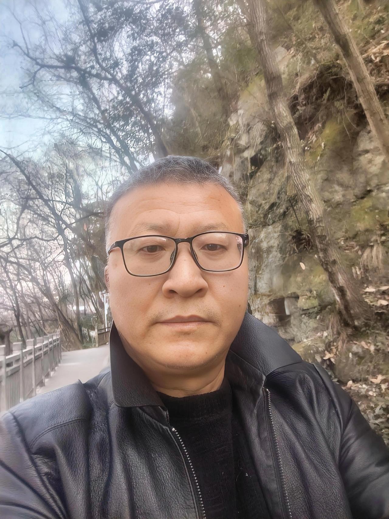 今天就是春节了，大年30的早上，我送大家一句忠言逆耳话：其实要想实现月薪过万也并