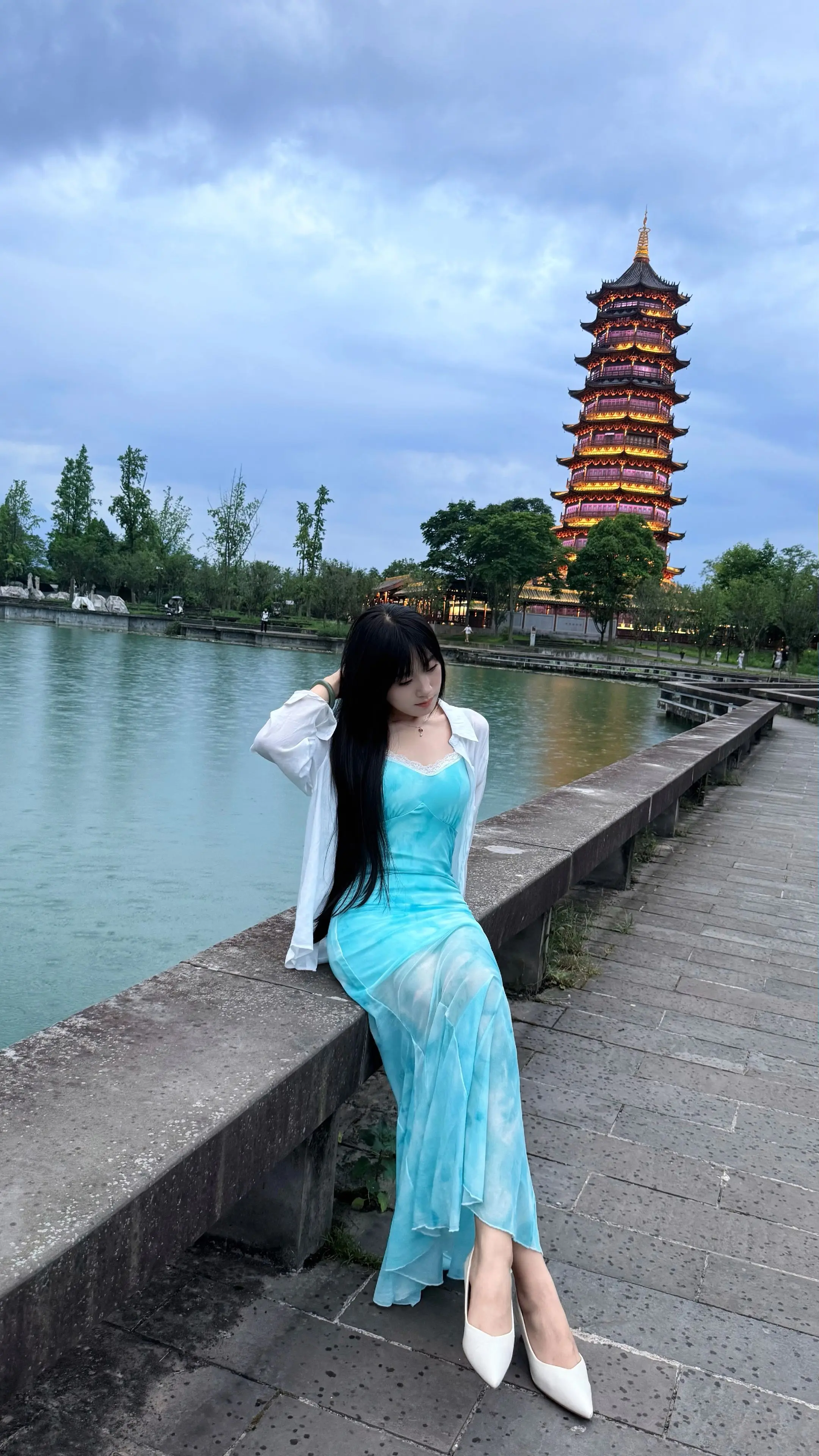 什么都不图，所以什么都不要。 什么都不要，所以什么都没关系。