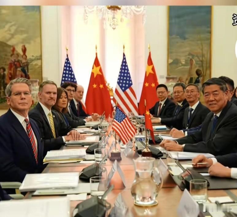 中美谈判挪窝吉隆坡:美国终于从“主场梦”里醒了中美谈判桌半年五移,这回直接