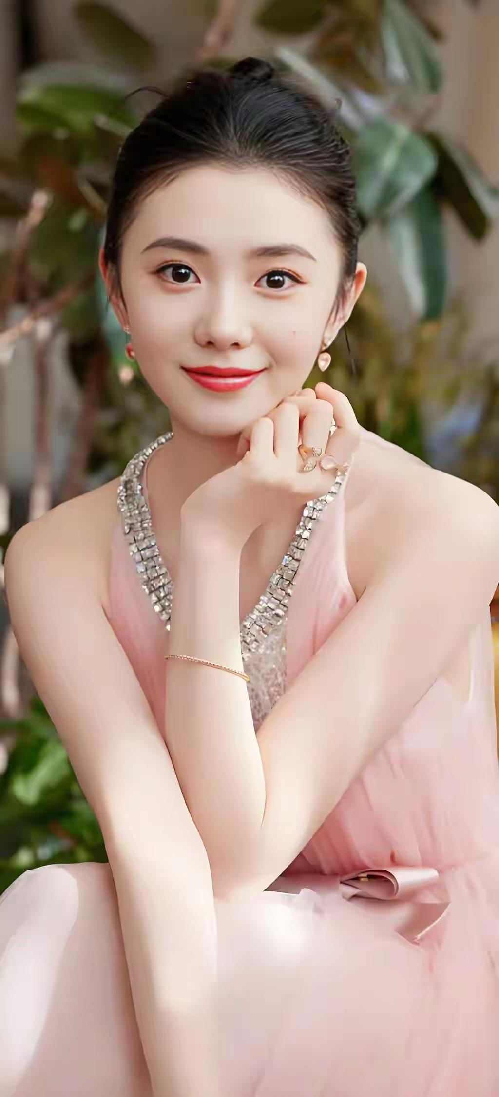 刘浩存天南地北大拜年