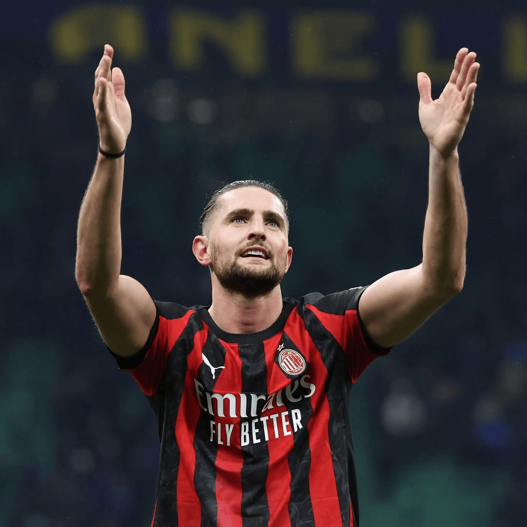 助米兰赢下德比! 拉比奥社媒晒比赛照宣告复出: 公爵回来了