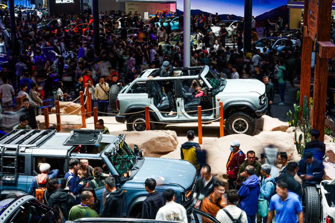 2026北京车展彻底封神！合资集体沉默，国产车这次真的杀疯了！老外看懵：中国车怎