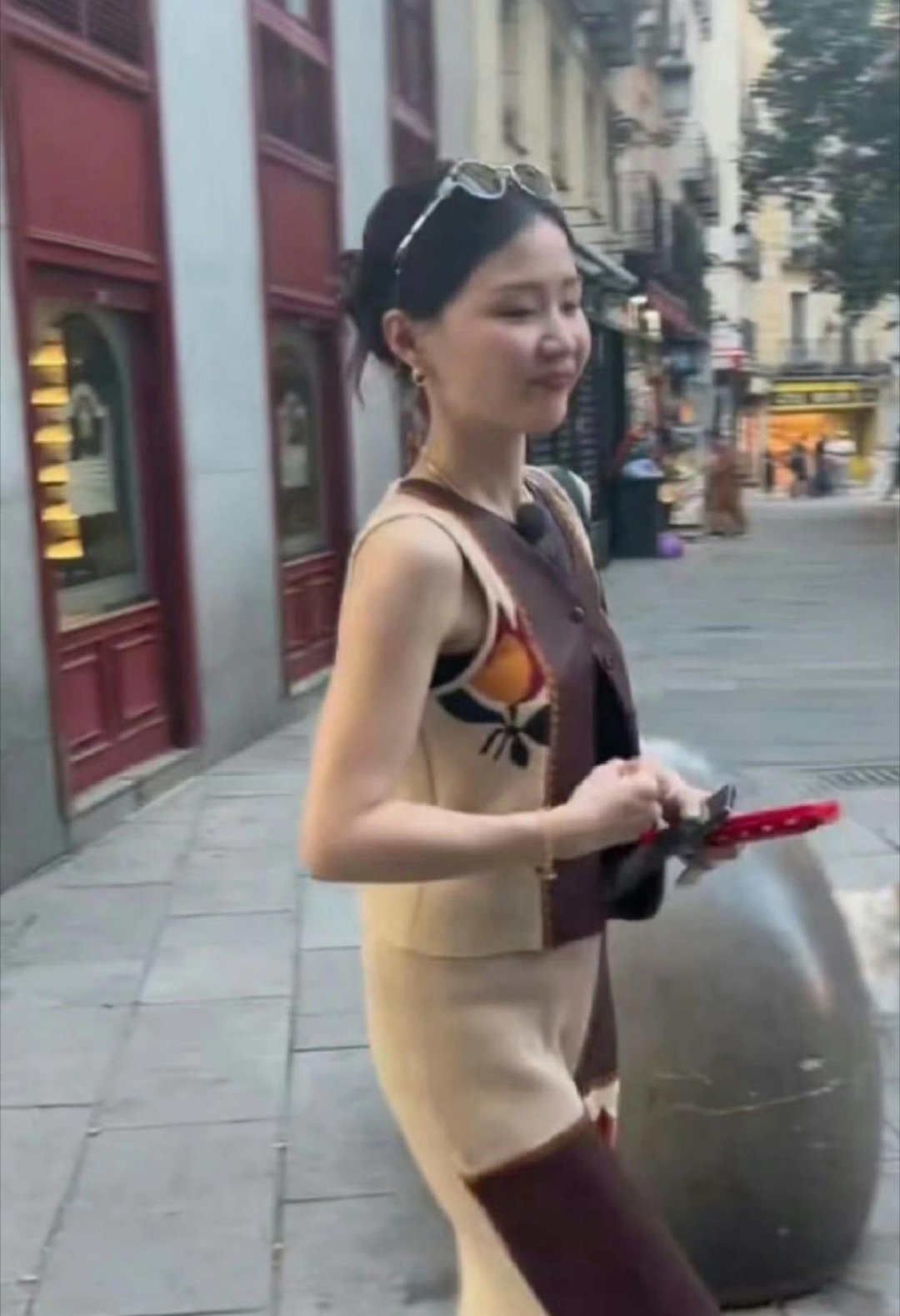 “金靖：不要怀疑任何一张能进娱乐圈的脸”