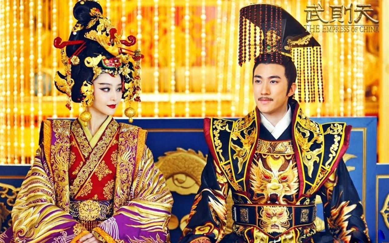 武则天篡唐建周，成为中国历史上唯一的女皇帝。可令人费解的是，她晚年为什么突然把江