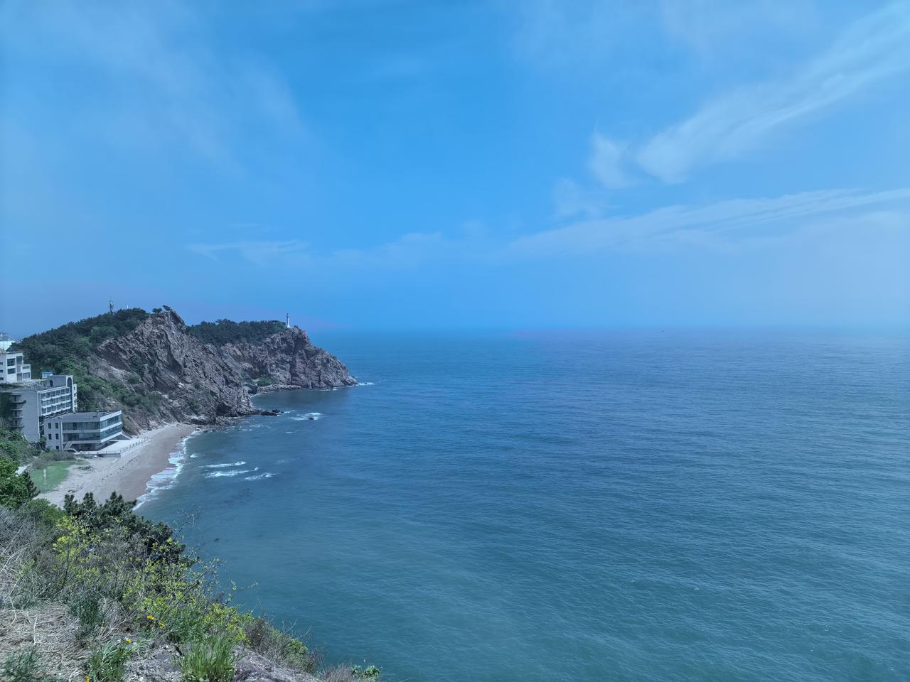 《大连应该举办“国际游艇嘉年华”活动》大连三面环海，海岸线长度位居全国沿海城市