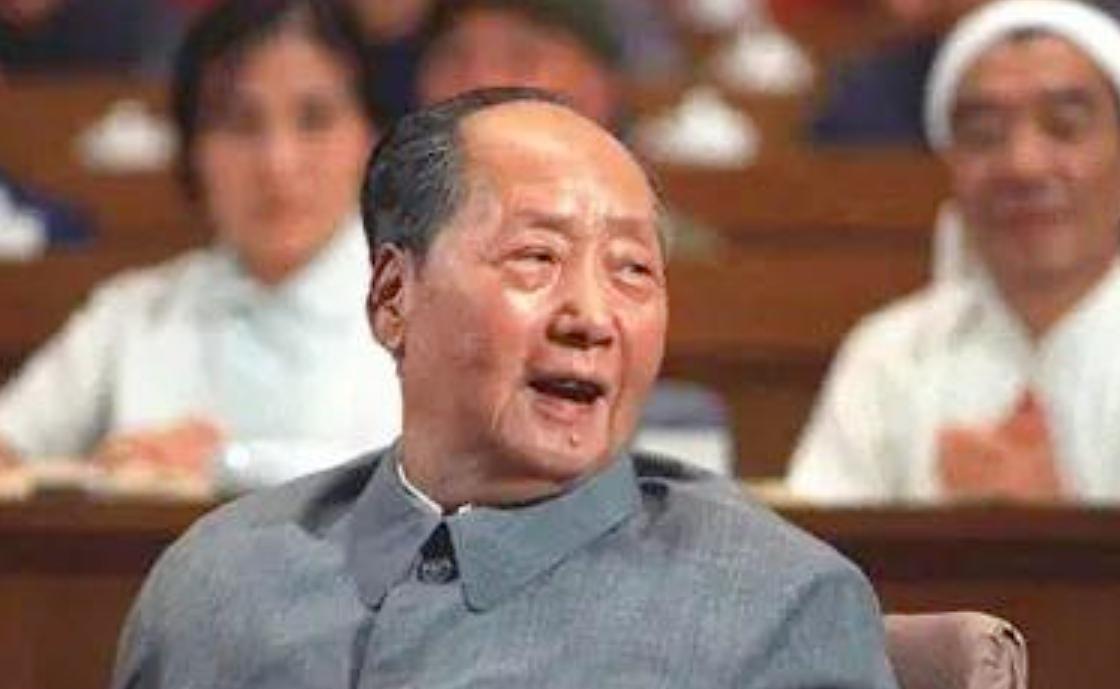 毛主席晚年为何经常痛哭？毛主席有万般豪情，也有千般柔情，但一生叱咤风云的毛主席却