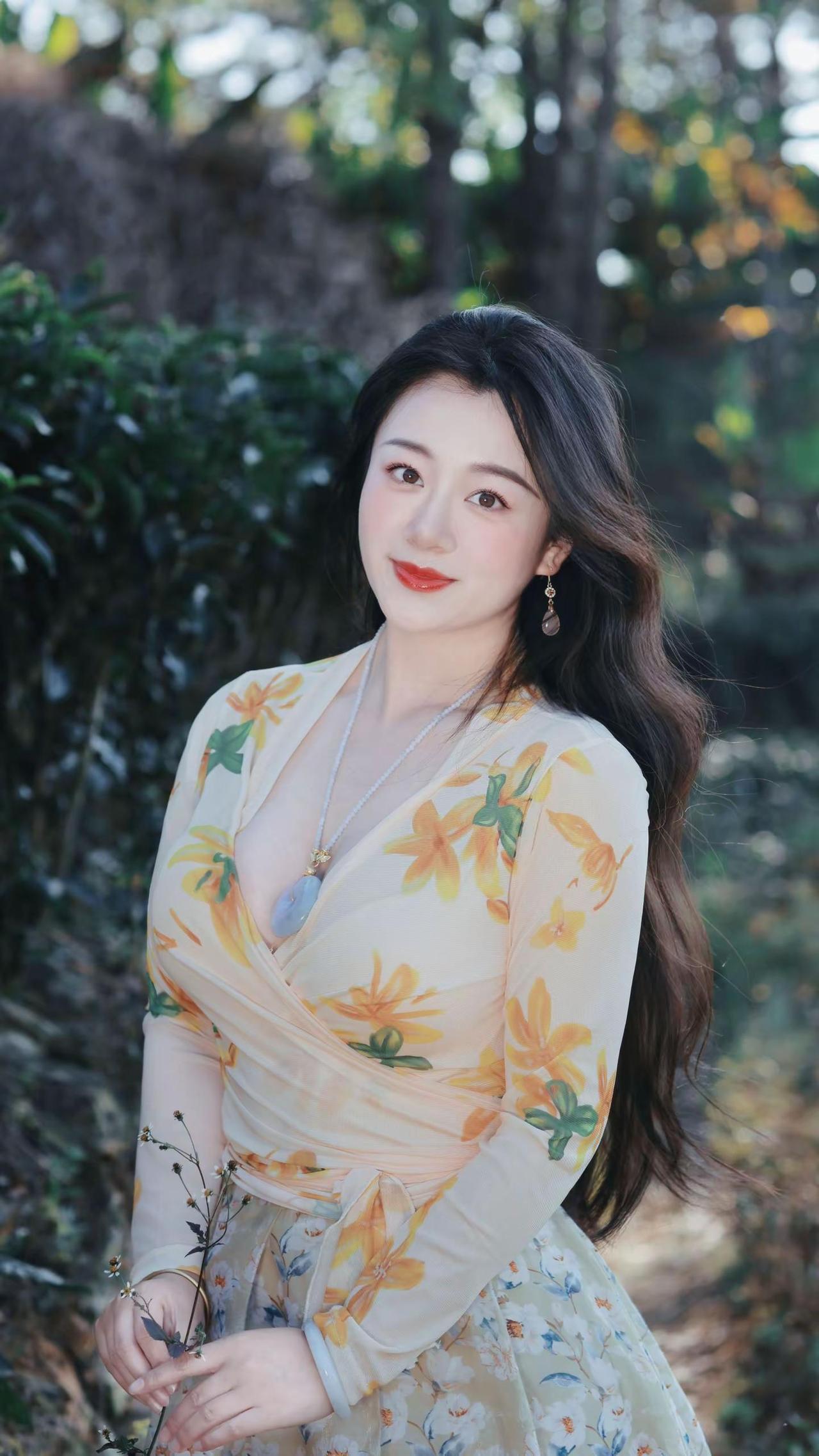 等大理的茶花开，也等你来。东方美学温柔