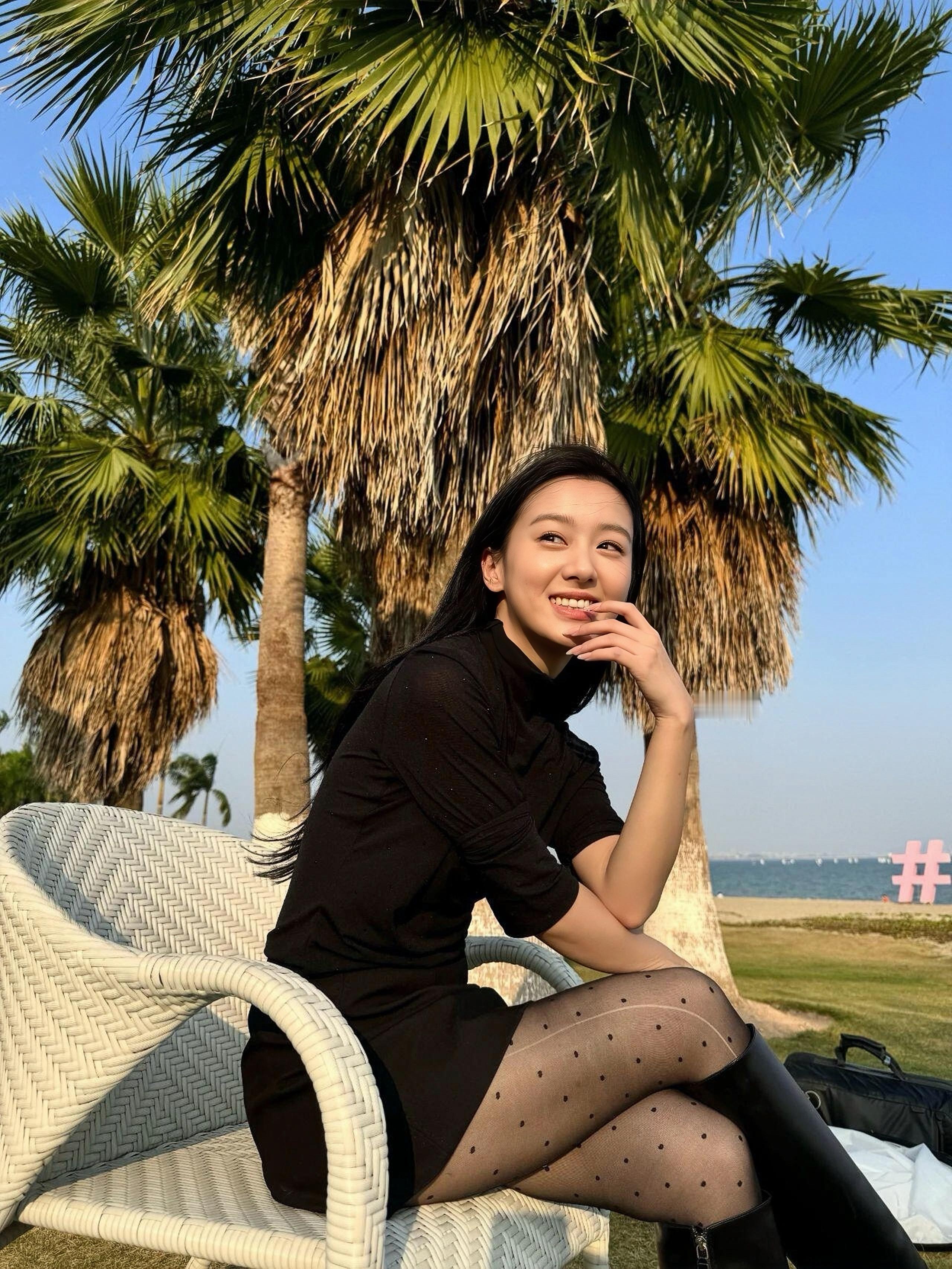 包上恩x黑丝长靴穿搭～性感美丽