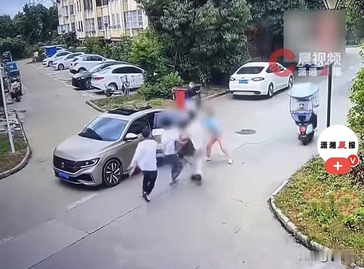 江苏宿迁31岁的葛先生和前妻2020年结婚，2023年8月协议离婚，当初离婚约定