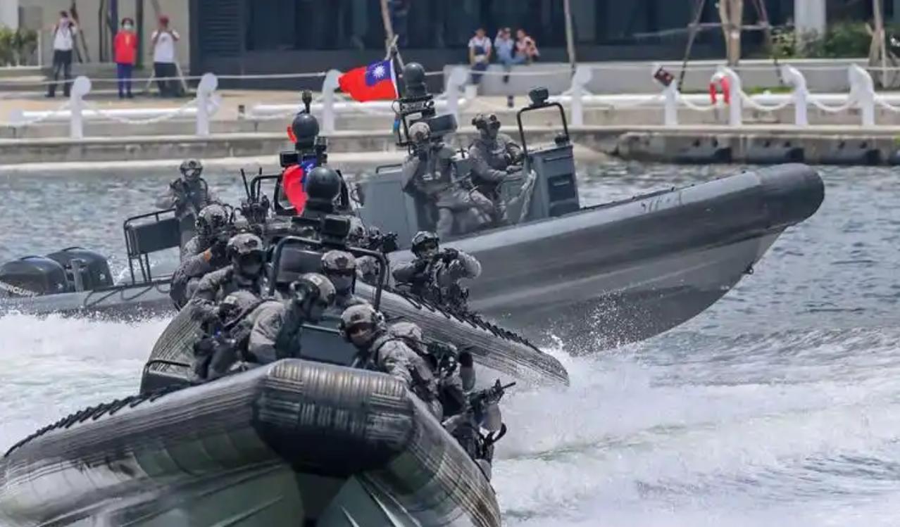 目斗屿西北海域，民进党当局又下手了！9月26日台海巡署金马澎分署强行扣押一艘大陆