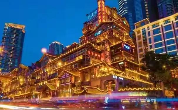 一个造了30年桥的德国icon工程师，在重庆街头蹲了半小时，给总部发了封邮件：“