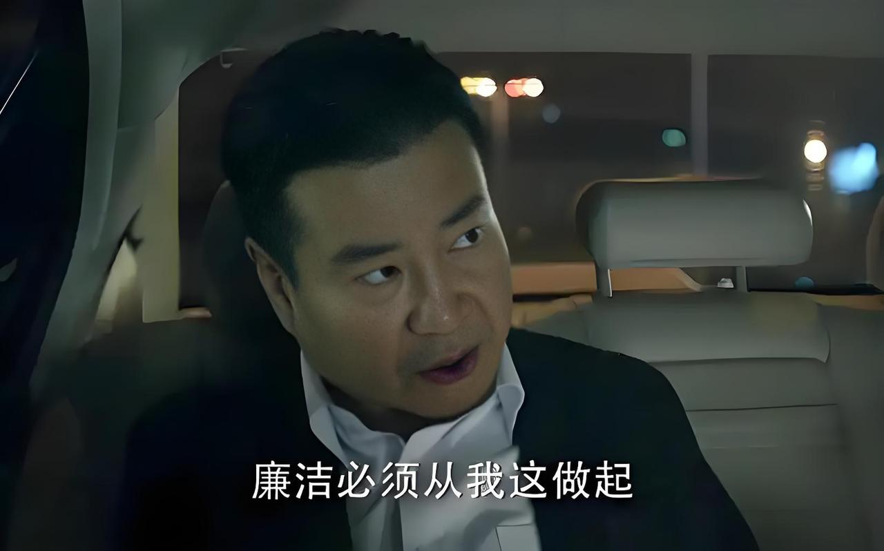 突然间想起了当年易在管理江西时说的一番话，以刮骨疗毒的决心、壮士断腕的勇气，坚定