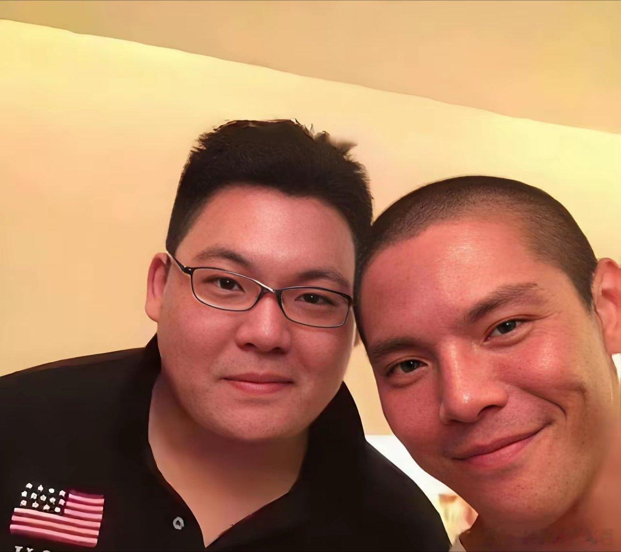 最让向太寒心的不是向佑不孝顺，更不是向佑找大十岁女友而是给向佑钱让他创业开宠物店