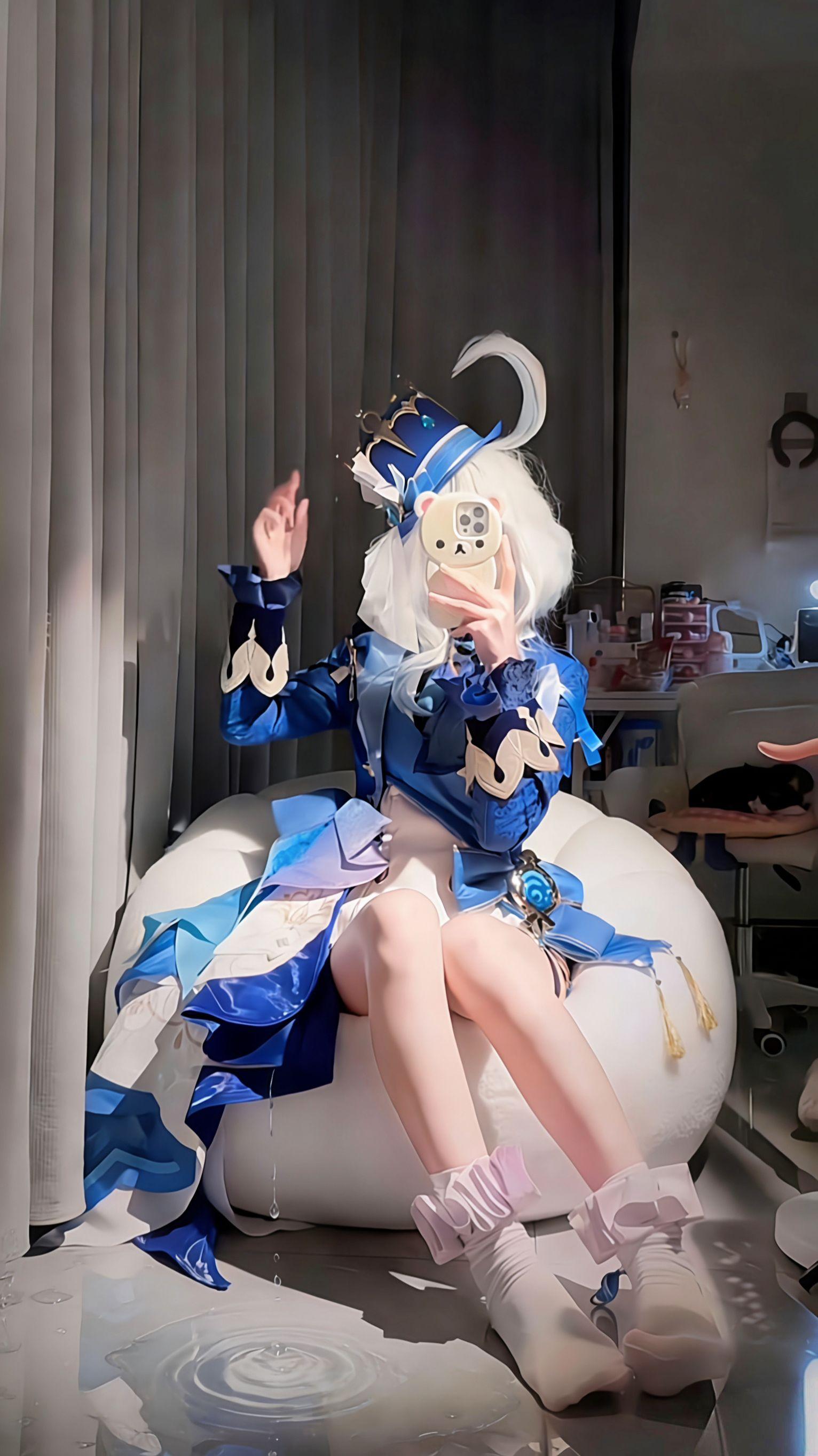 只能二选一哦。芙宁娜cos