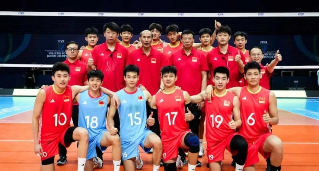U19男排世锦赛1/4决赛战罢，1/8决赛淘汰了中国队的韩国男排与波兰男排鏖战五