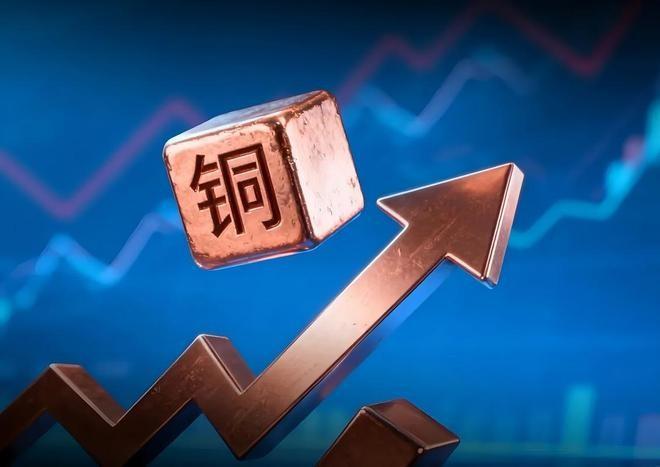 因为英伟达一个数据引发铜价的暴涨，再次证明这个世界是个巨大的草台班子。英伟达这