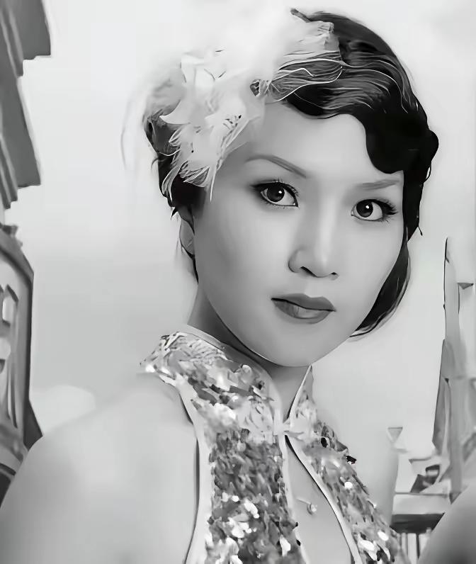 1947年，顾祝同回涟水老家看原配杨朝云。一进门，瞅见老婆肚子鼓得老高。脸一