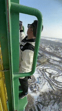 还能想着换眼镜已是大神