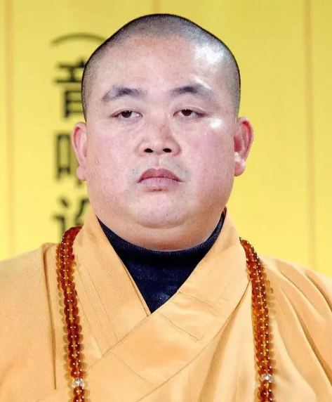 怎么也想不到，就因为李湘曾给释永信做过采访,现在竟然有人传出王诗龄是李湘跟释永信的女儿