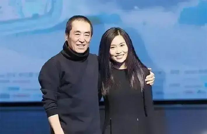 张艺谋72岁还在拍《满江红》，票房冲45亿。看到这个数字真的挺感慨，老谋子自