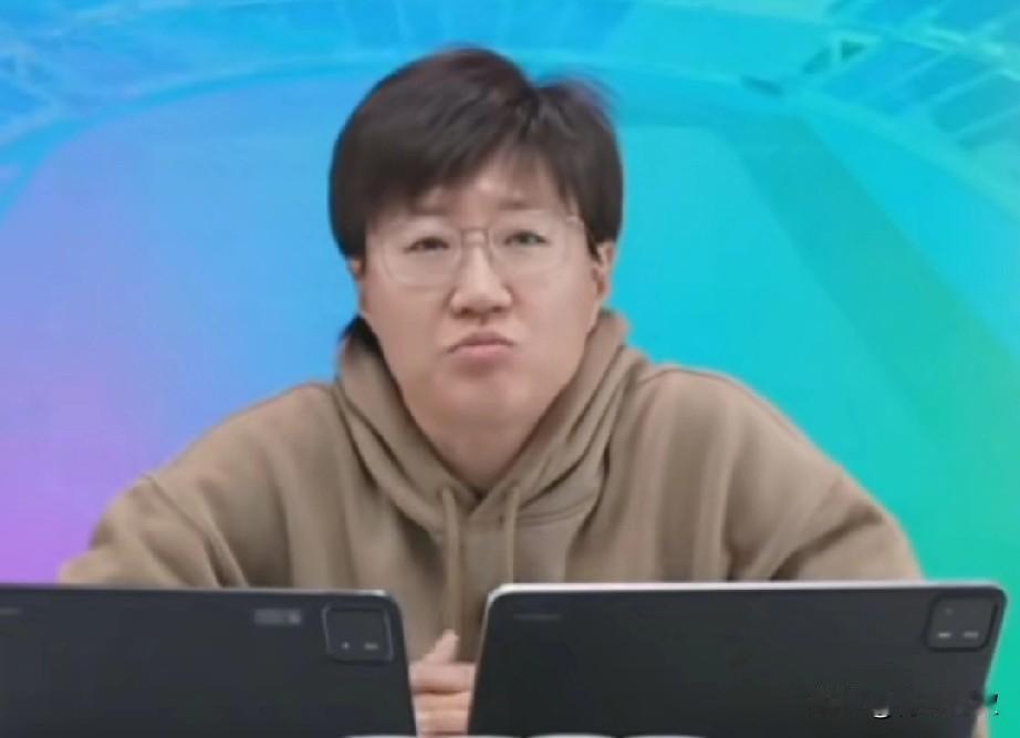 郭焱看孙颖莎为啥输给王曼昱？简直看到骨子里了！郭焱说:孙颖莎8:2的时候，