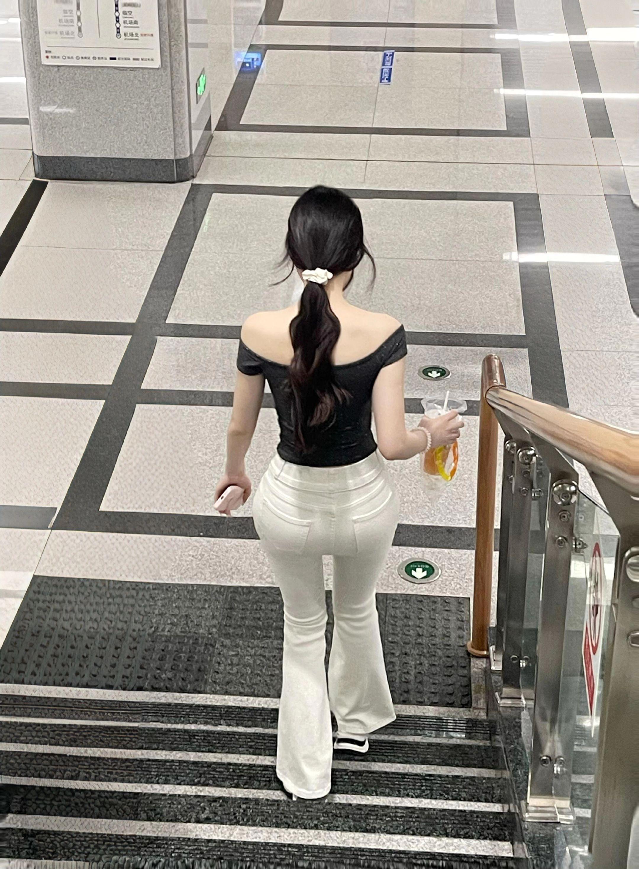 创作灵感 辣妈穿搭 热门 穿搭 高级感
